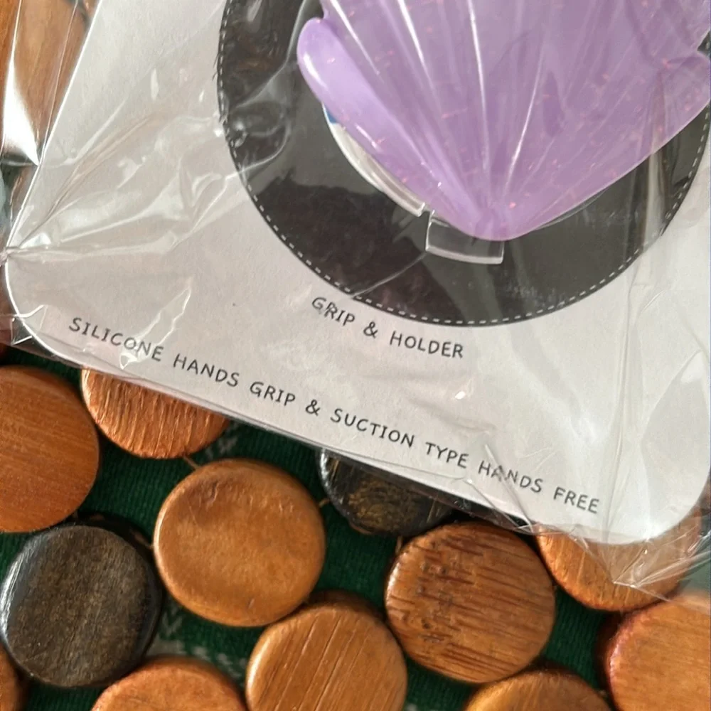 Gripong Purple Glittery Shell Phone Grip